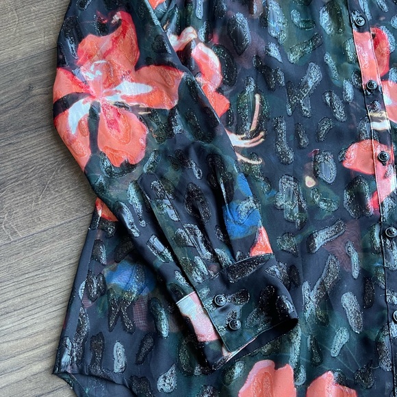 Guess Printed Blouse - Picture 3 of 6